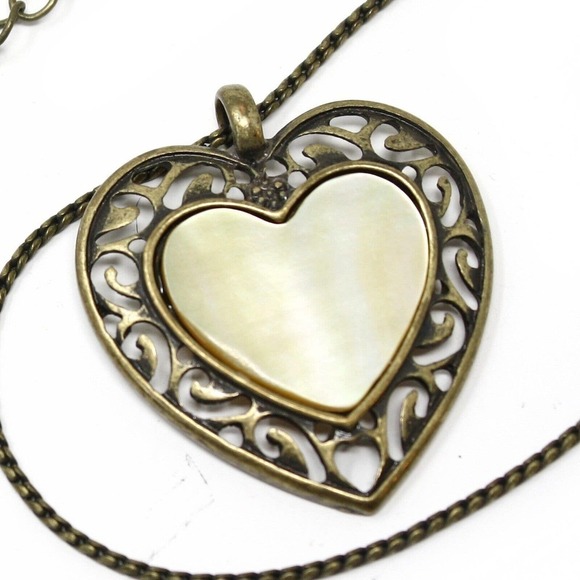 Vintage Gold Iridescent Shell Ornate Heart Pendant Necklace 20" Chain - Hey Viv - Picture 5 of 6
